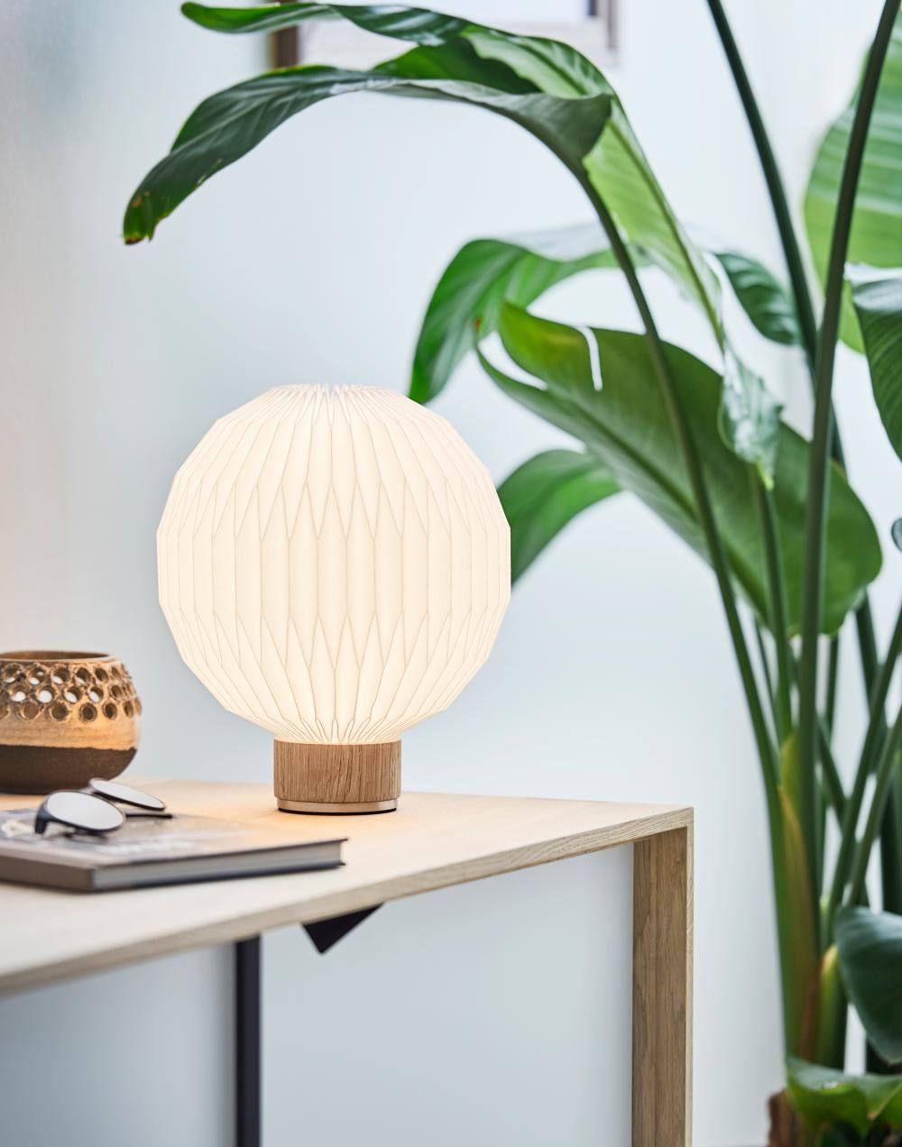 Le Klint 375 Table Lamp