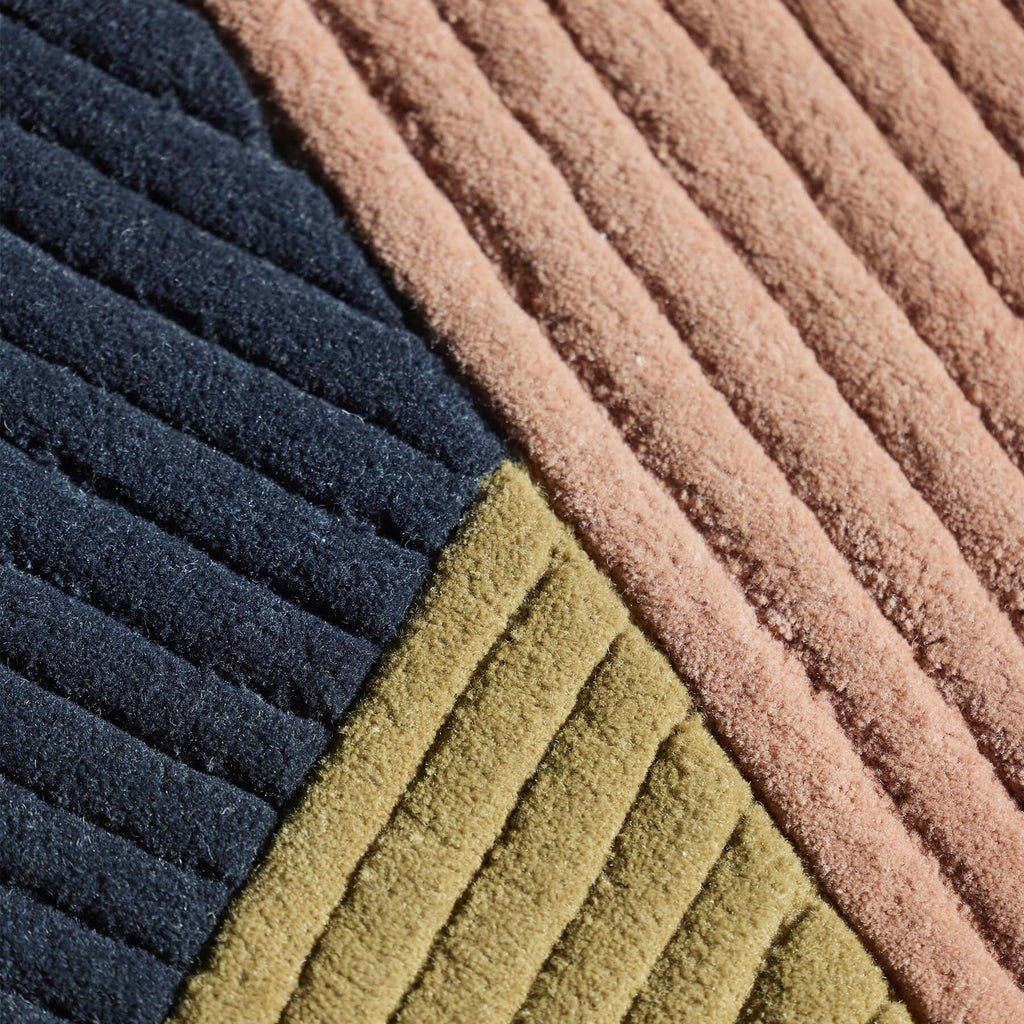 Northern Row Rug Circular D200 Trio