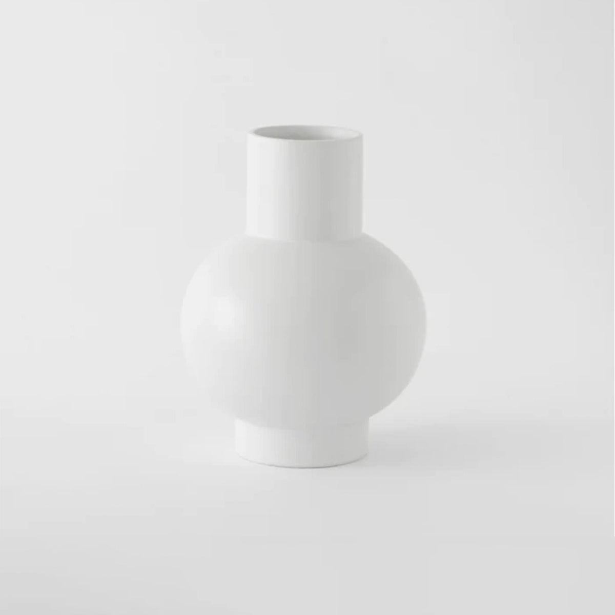 Raawii Strom Vase