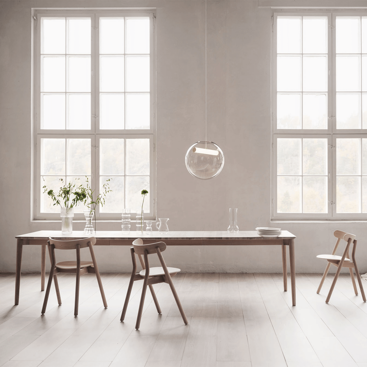 Northern Expand Rectangular Extendable Dining Table