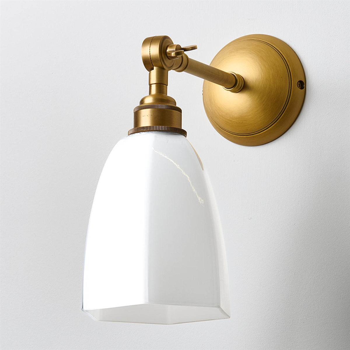 Old School Electric Gatsby Wall Light : Adjustable Arm