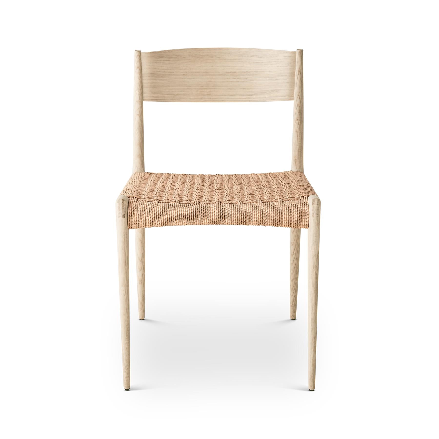 DK3 Pia Chair