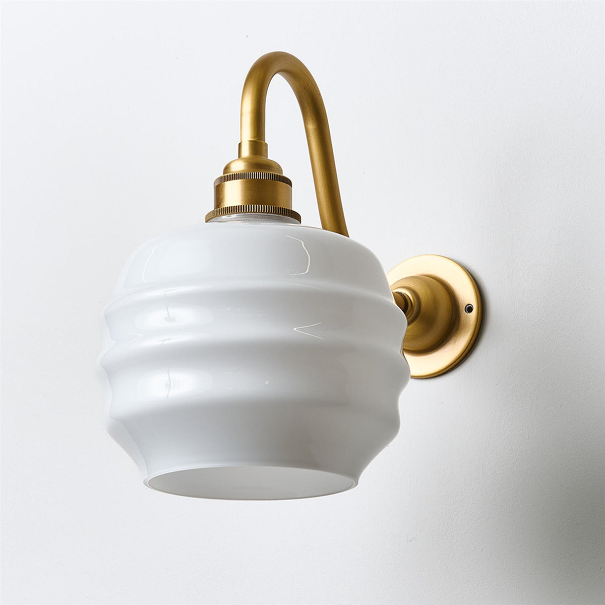 Old School Electric Deco Wall Light : Swan Arm : Bathroom Version