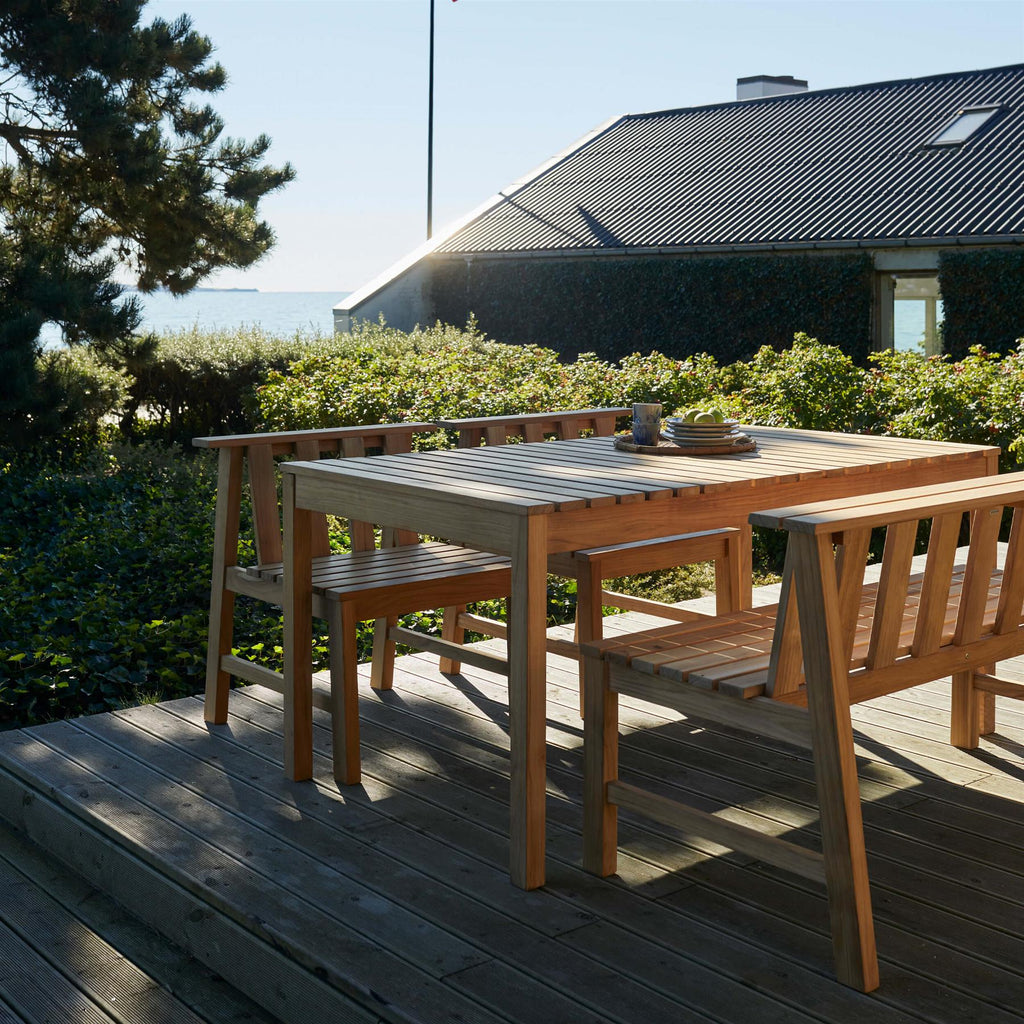 Fritz Hansen Cadence Garden Dining Table