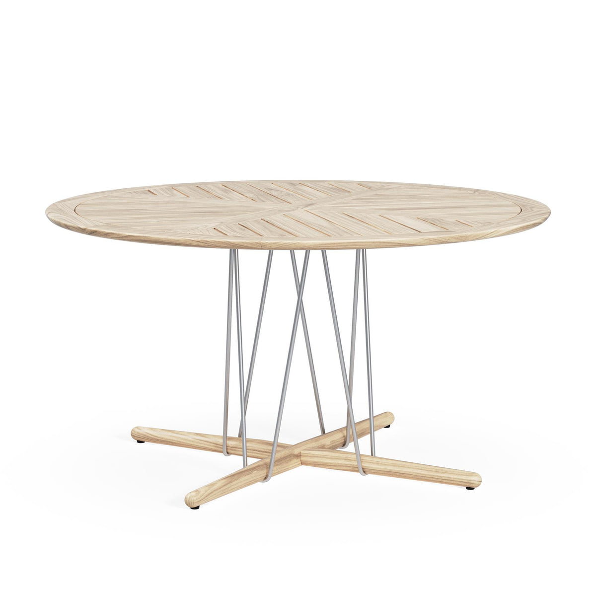 Carl Hansen & Son E022 Embrace Outdoor Dining Table