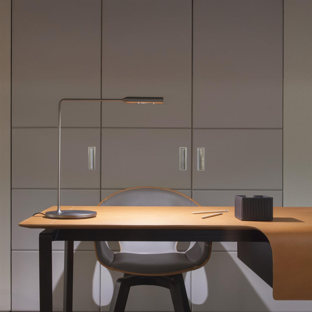 Lumina Flo Desk Lamp