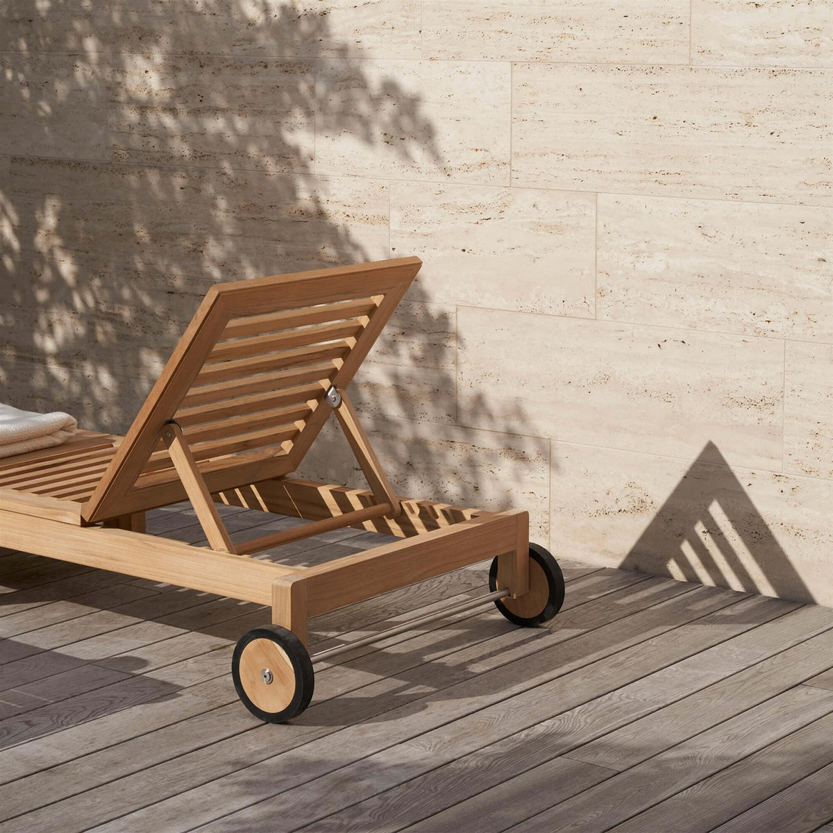 Carl Hansen & Son AH604 Outdoor Lounger