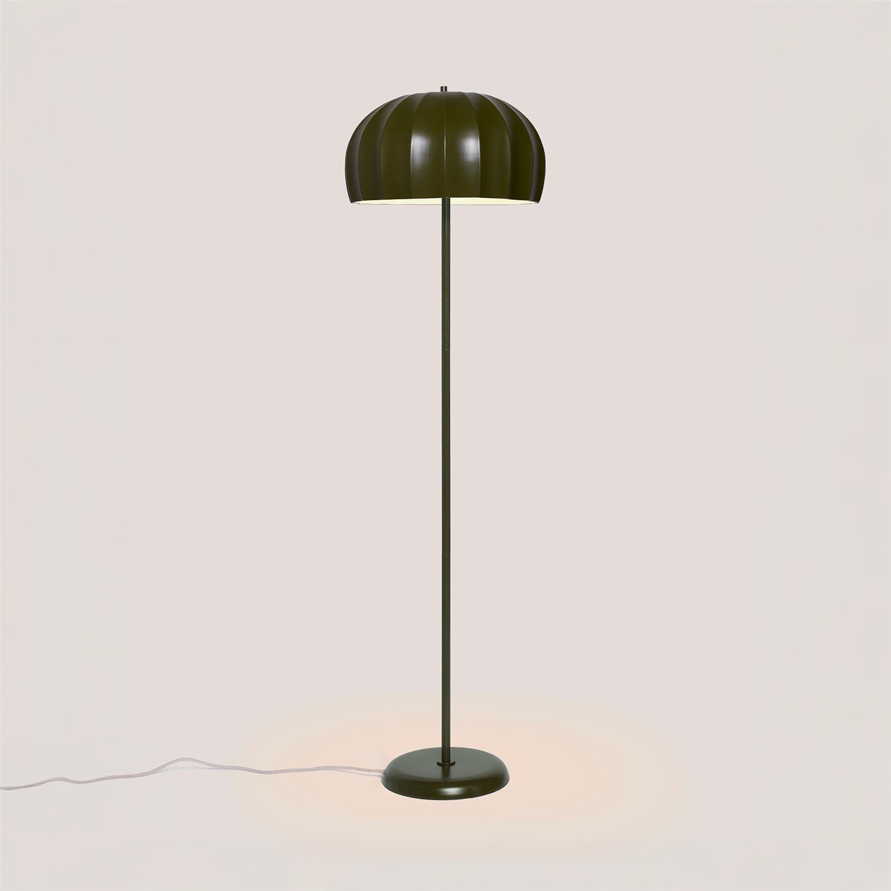 アニメ Panorama Lampcat Patricia Lobo Lluvi Floor Lamp | Holloways of Ludlow