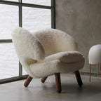 Finn Juhl The Pelican Chair In Sheepskin