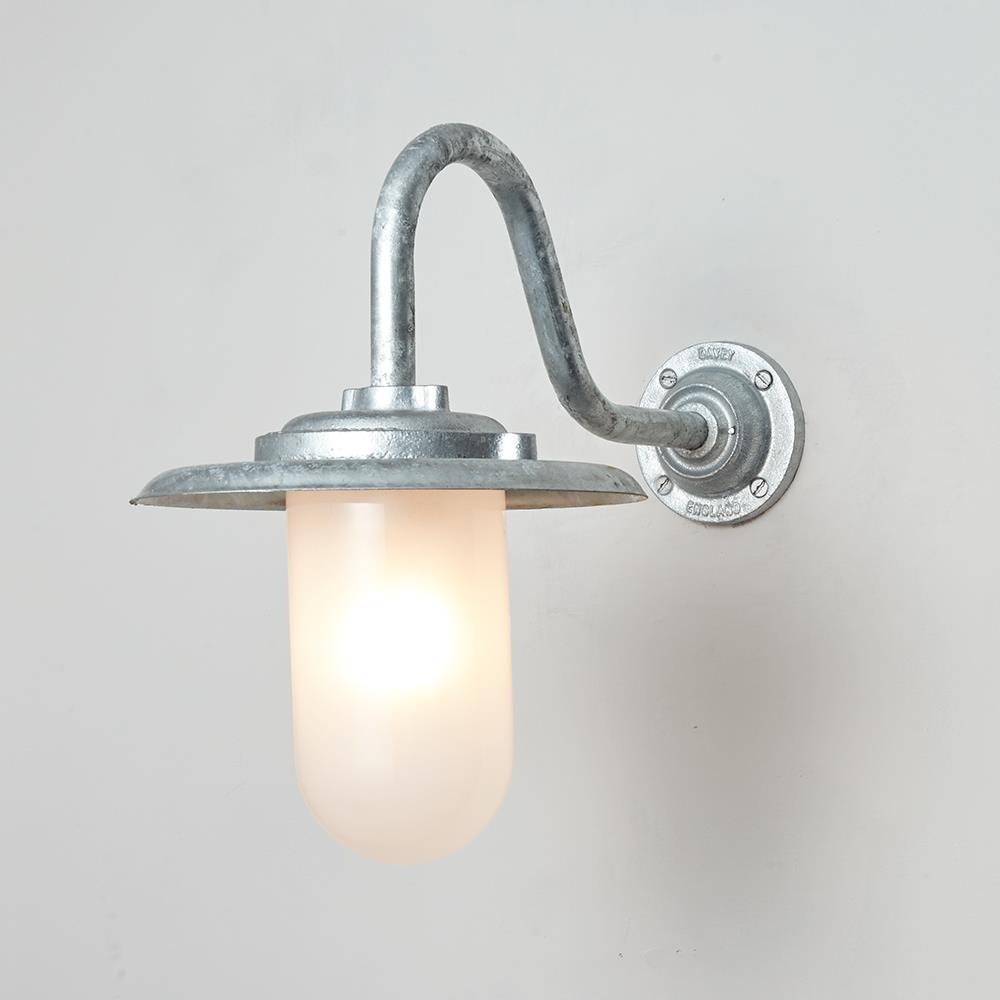 Davey Exterior Bracket light 100W