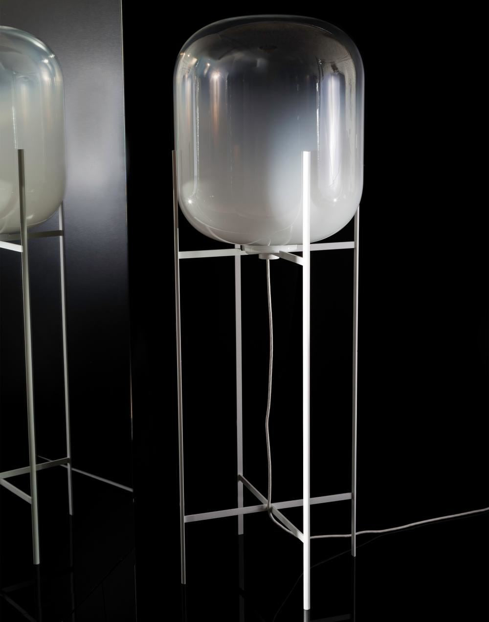 Oda Floor Lamp