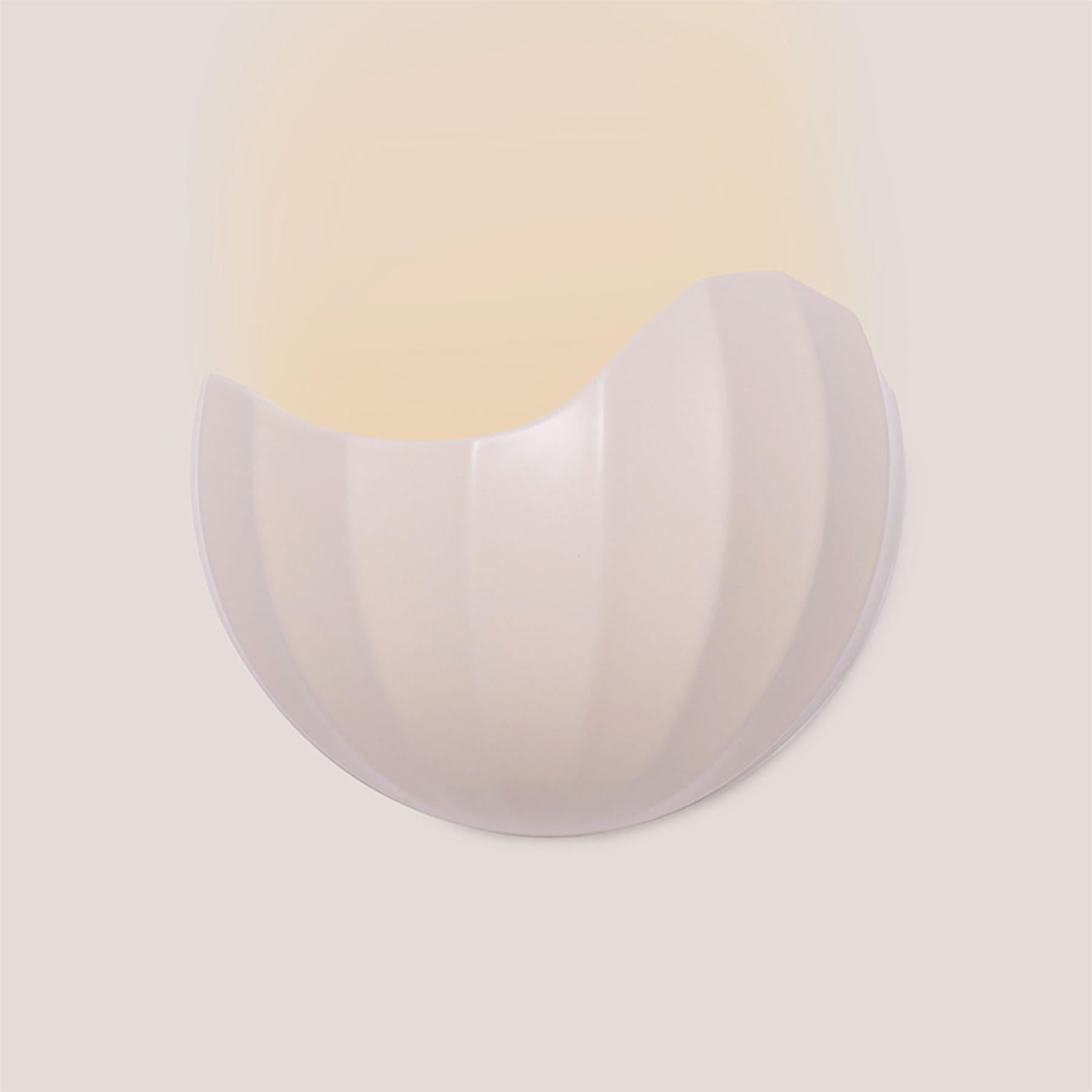Patricia Lobo Onna Wall Light