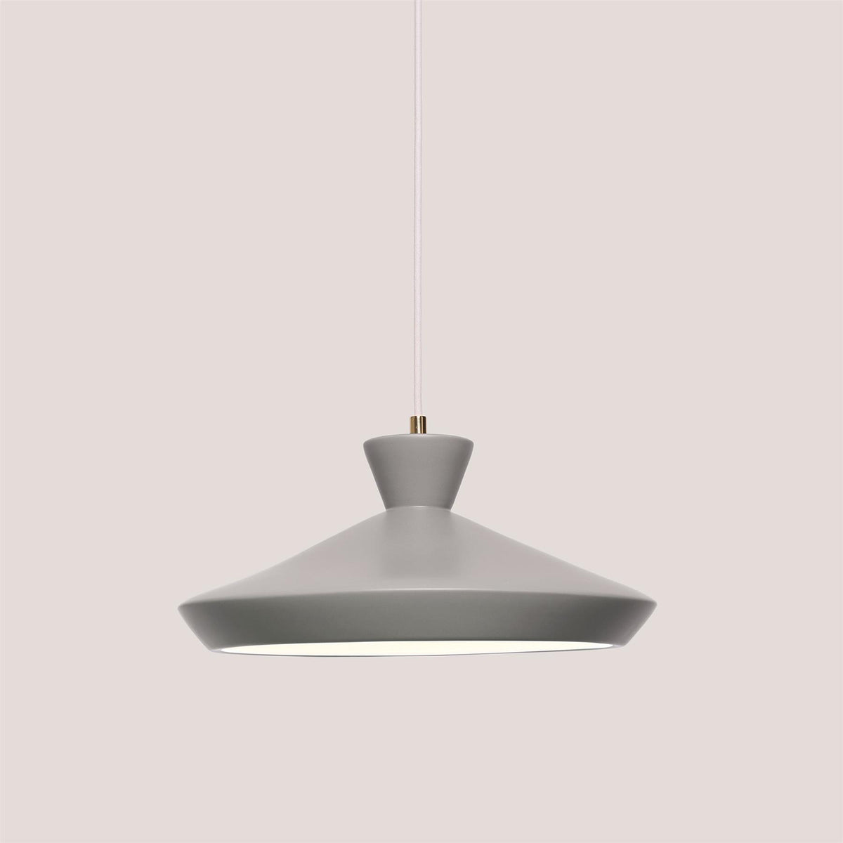 Patricia Lobo Tagi Pendant Light