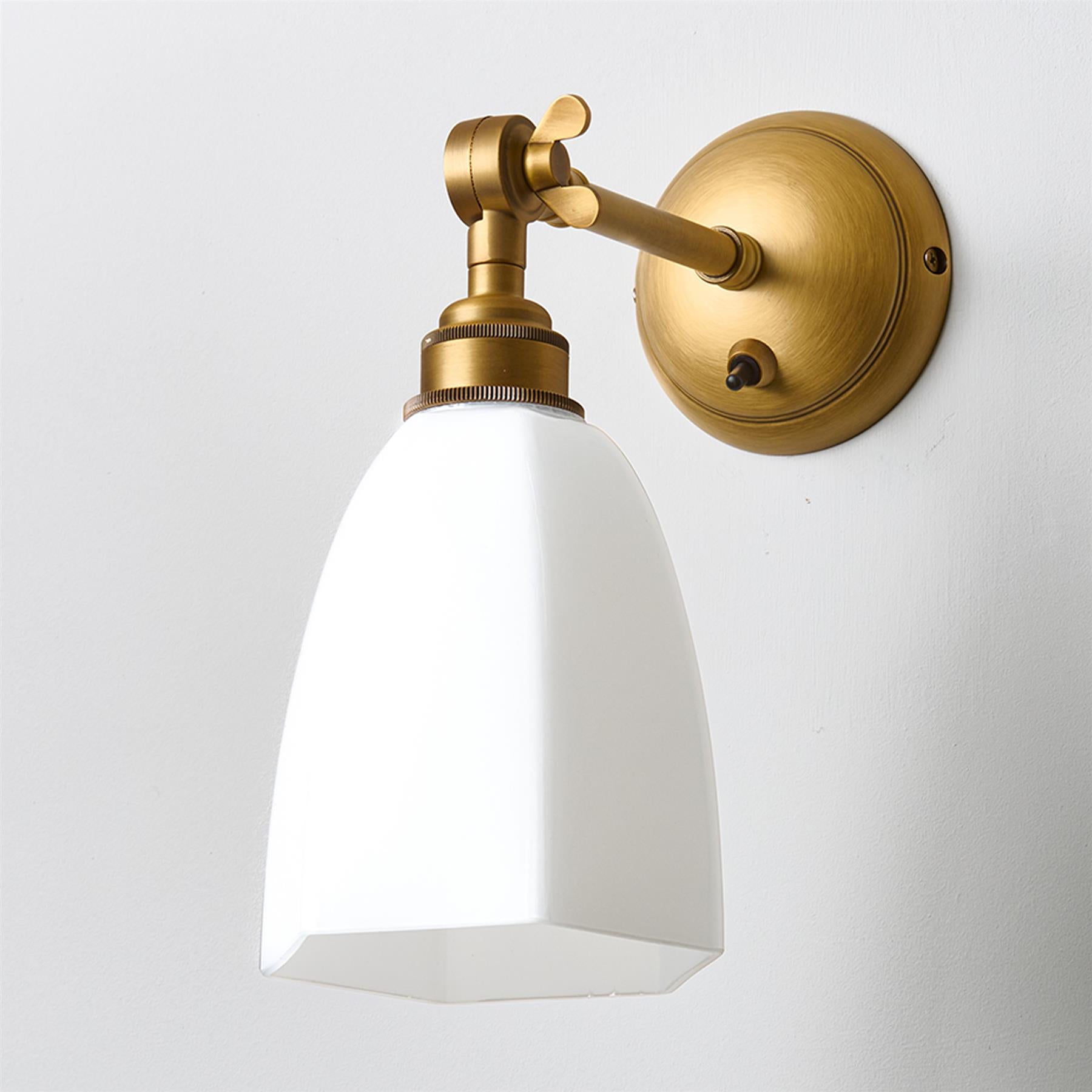 Old School Electric Gatsby Wall Light : Adjustable Arm