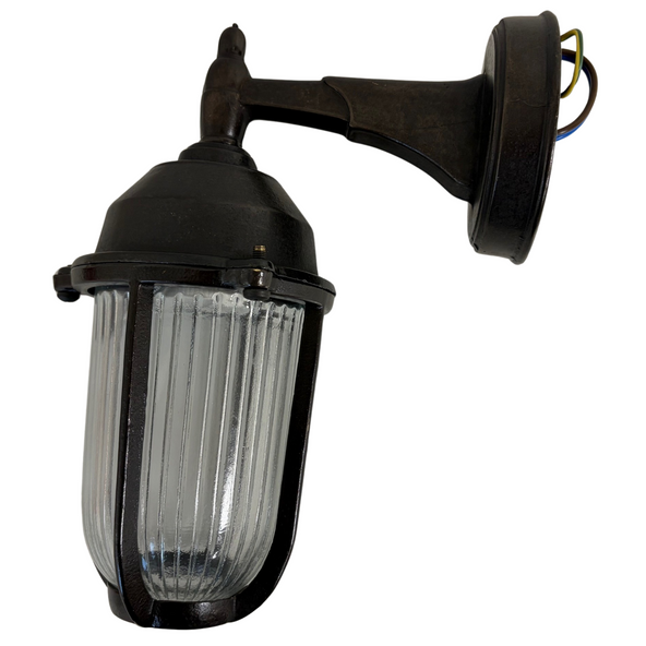 Outlet Boatyard Wall Light - Bronze
