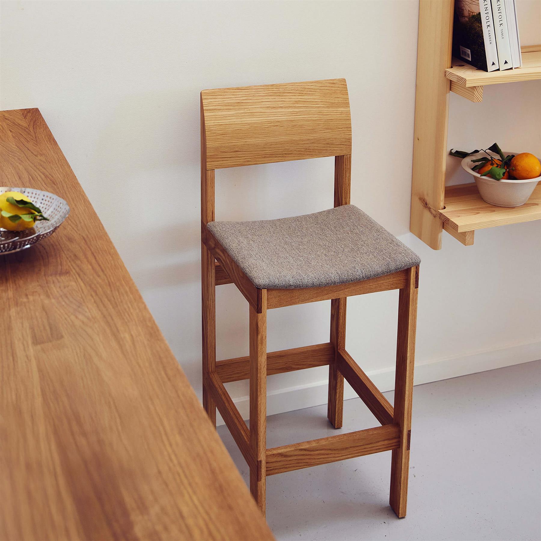 Form & Refine Sonder Bar Stool 65, Hallingdal
