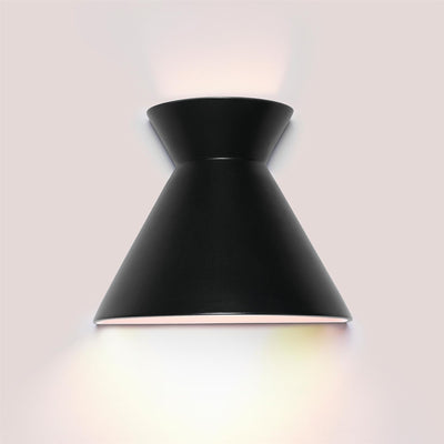 Patricia Lobo Kiro Wall Light