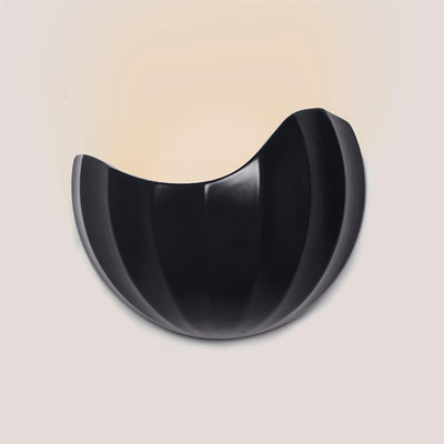 Patricia Lobo Onna Wall Light