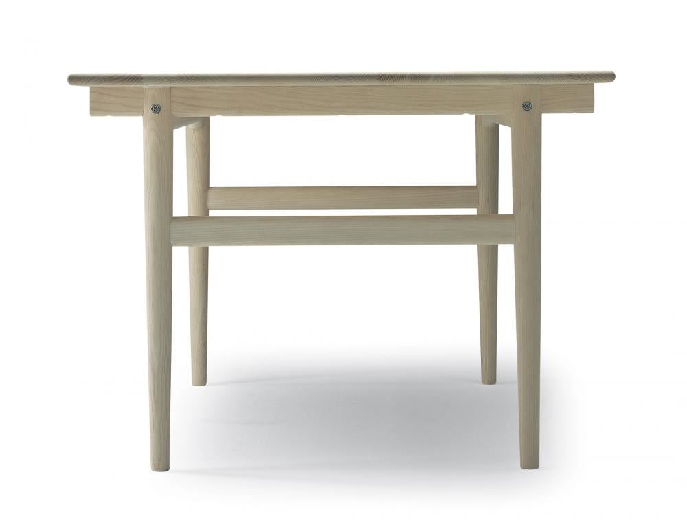 Carl Hansen & Son CH327 Dining Table