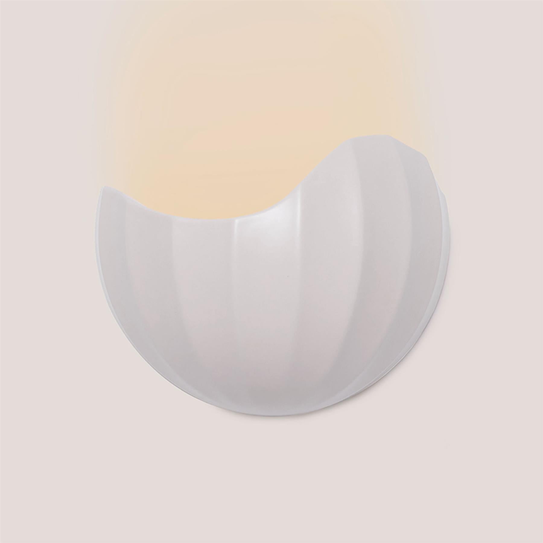 Patricia Lobo Onna Wall Light