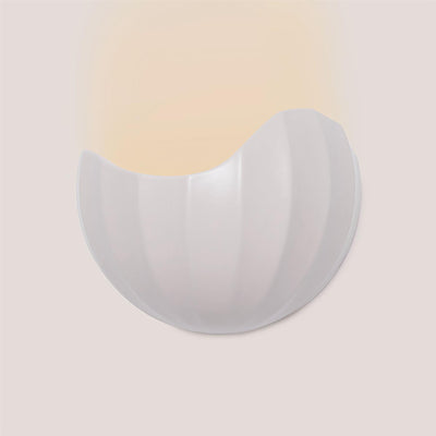 Patricia Lobo Onna Wall Light