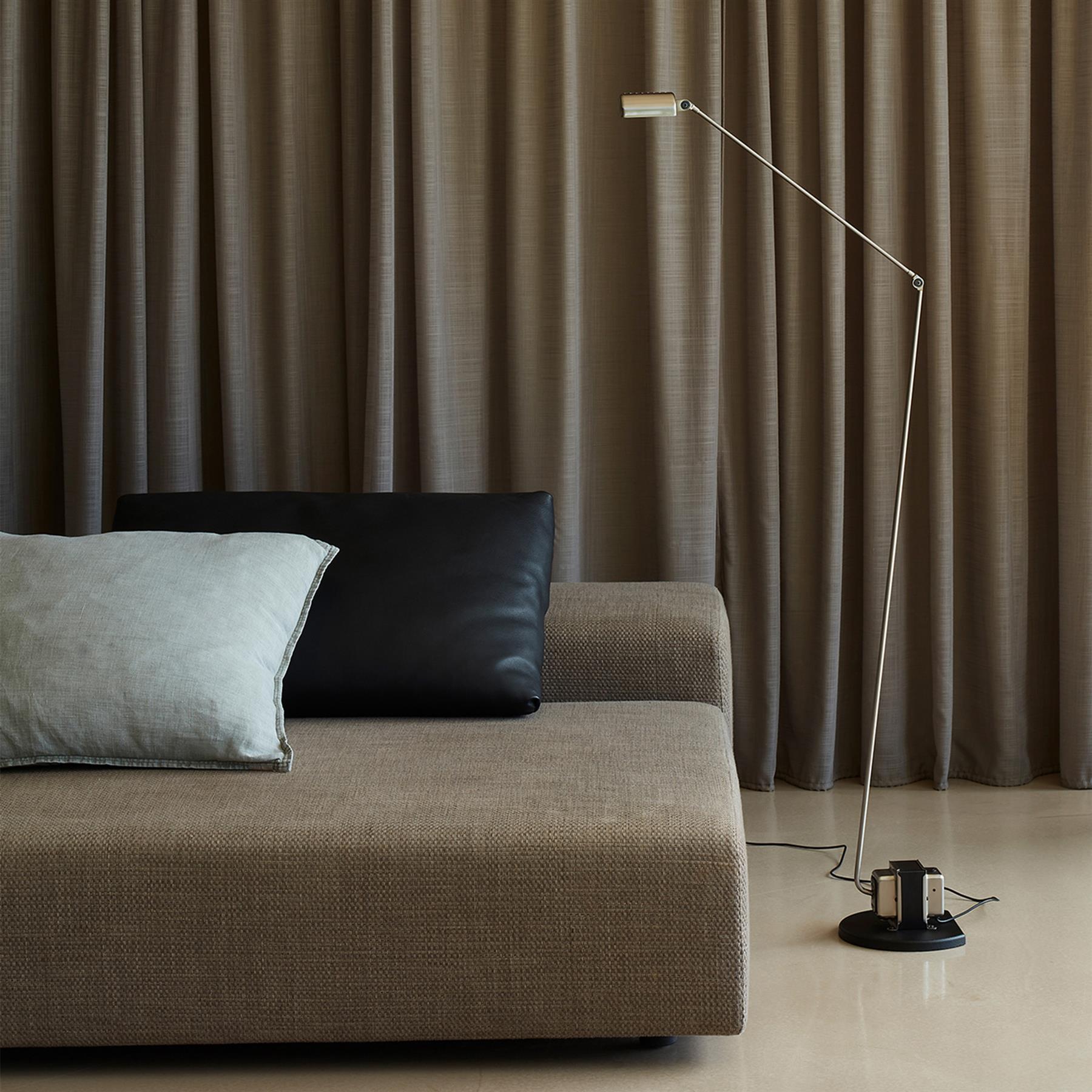 新品未開封LUMINAフロアライト Daphine Terra Lumina Daphine Terra LED Floor Lamp | Holloways of Ludlow