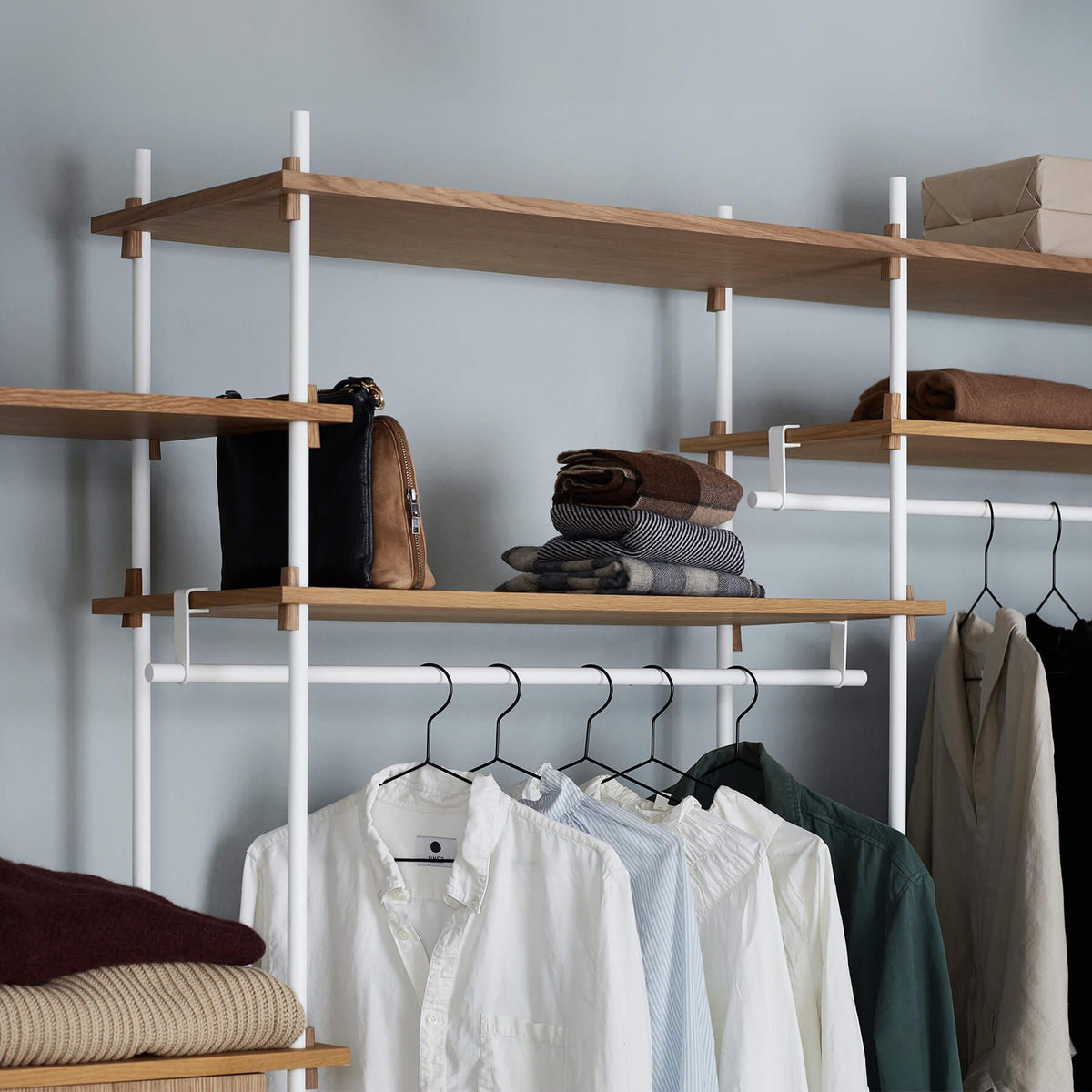 MOEBE Triple Shelving System, 2 Cabinets, 2 Open Clothes Rails