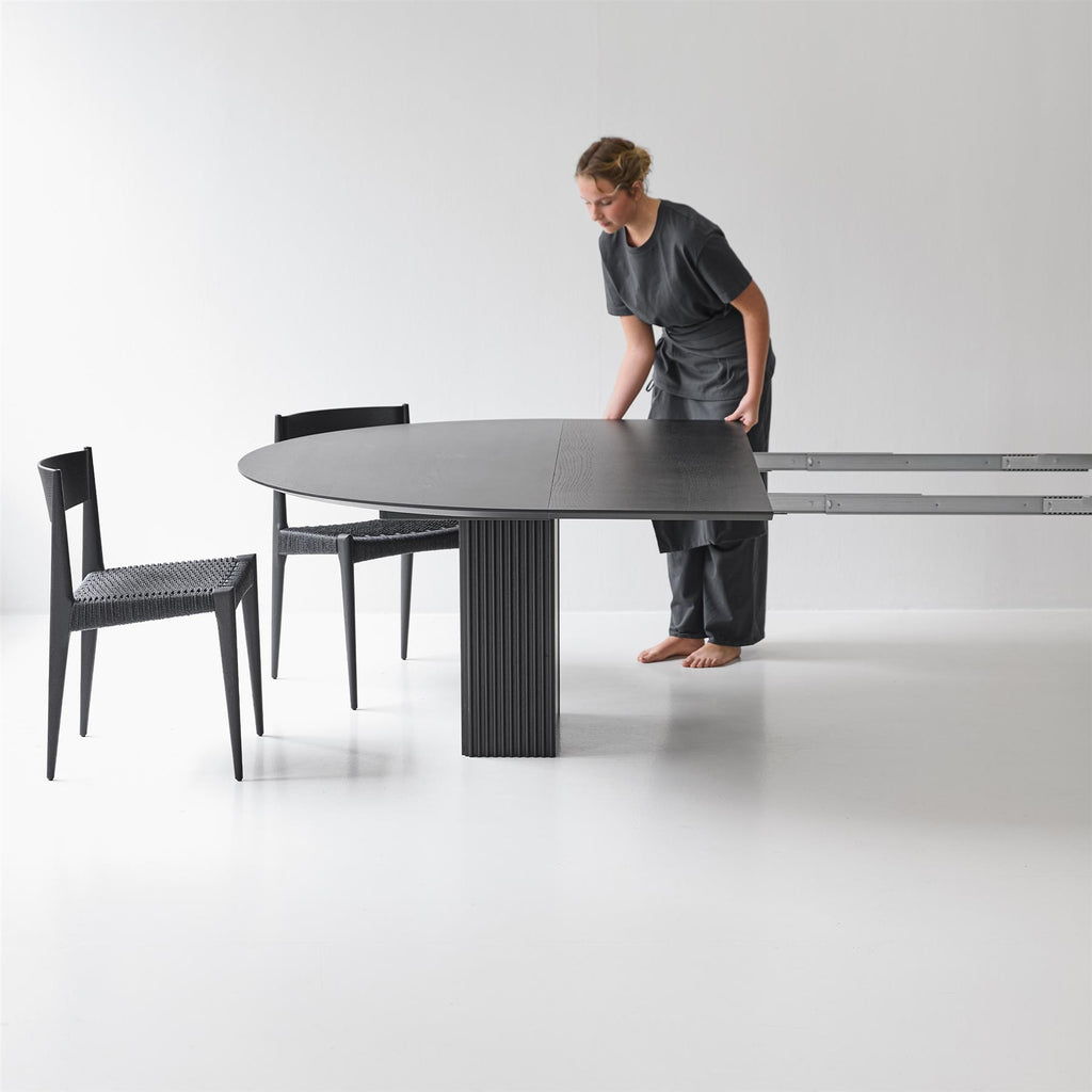 DK3 Ten Round Extendable Dining Table, 72cm Height