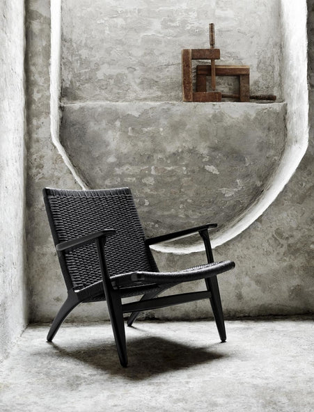 Carl Hansen Son CH25 Lounge Chair Holloways of Ludlow