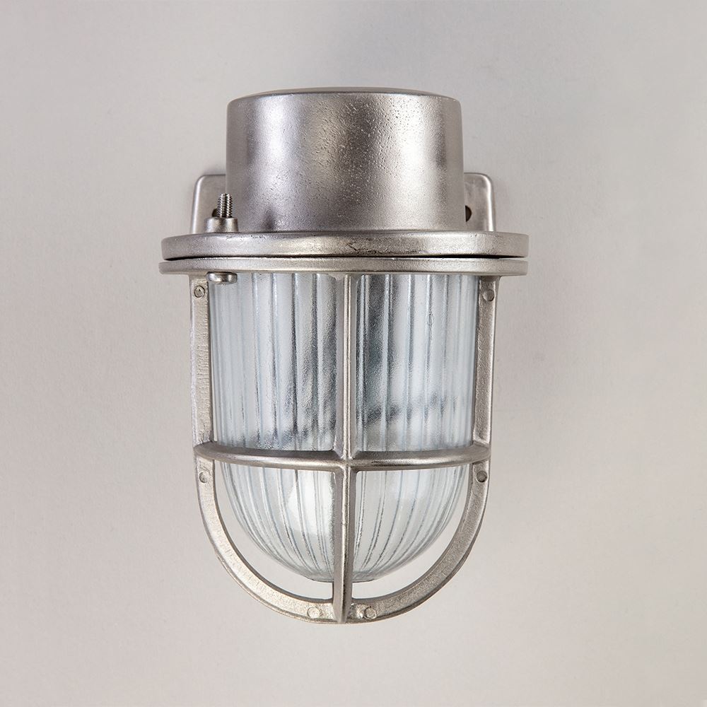 Old School Electric Faros Mini Yacht Wall Light