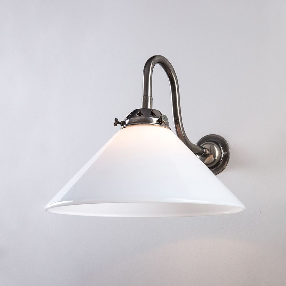 Outlet Old School Electric B22 Conical Glass Wall Light
