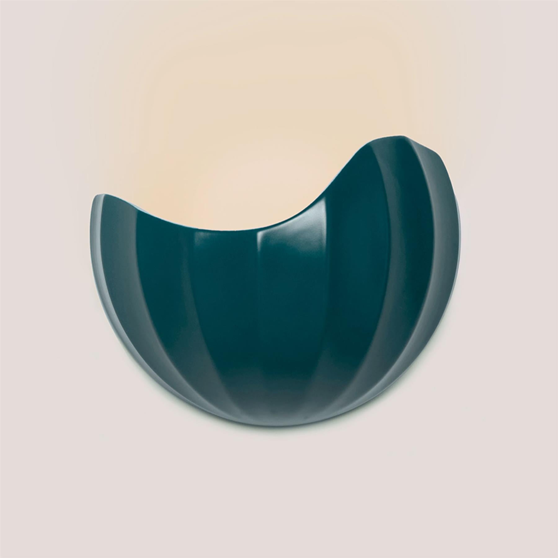 Patricia Lobo Onna Wall Light