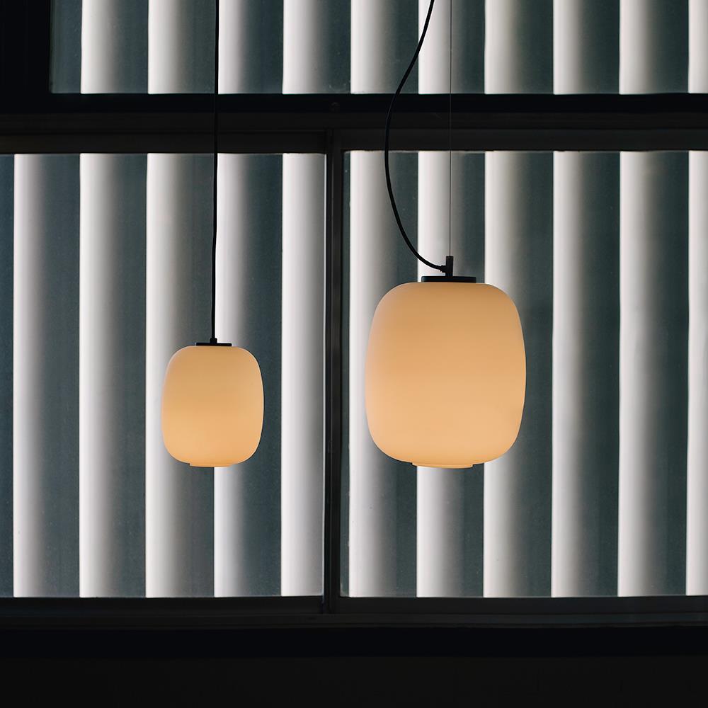 Santa & Cole Globo Cestita Pendant Light