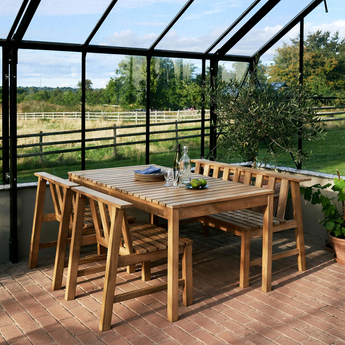 Fritz Hansen Cadence Garden Dining Table