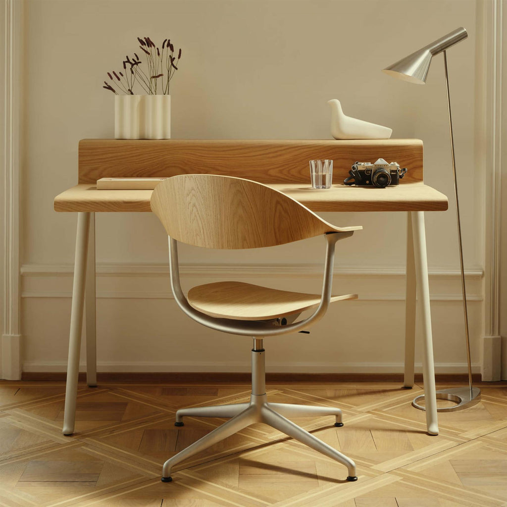 Vitra Courier Desk