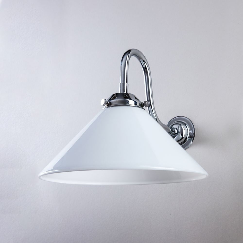 Outlet Old School Electric B22 Conical Glass Wall Light