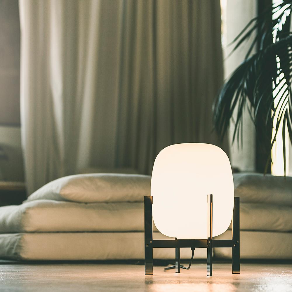 Santa & Cole Cesta Metalica Table Lamp