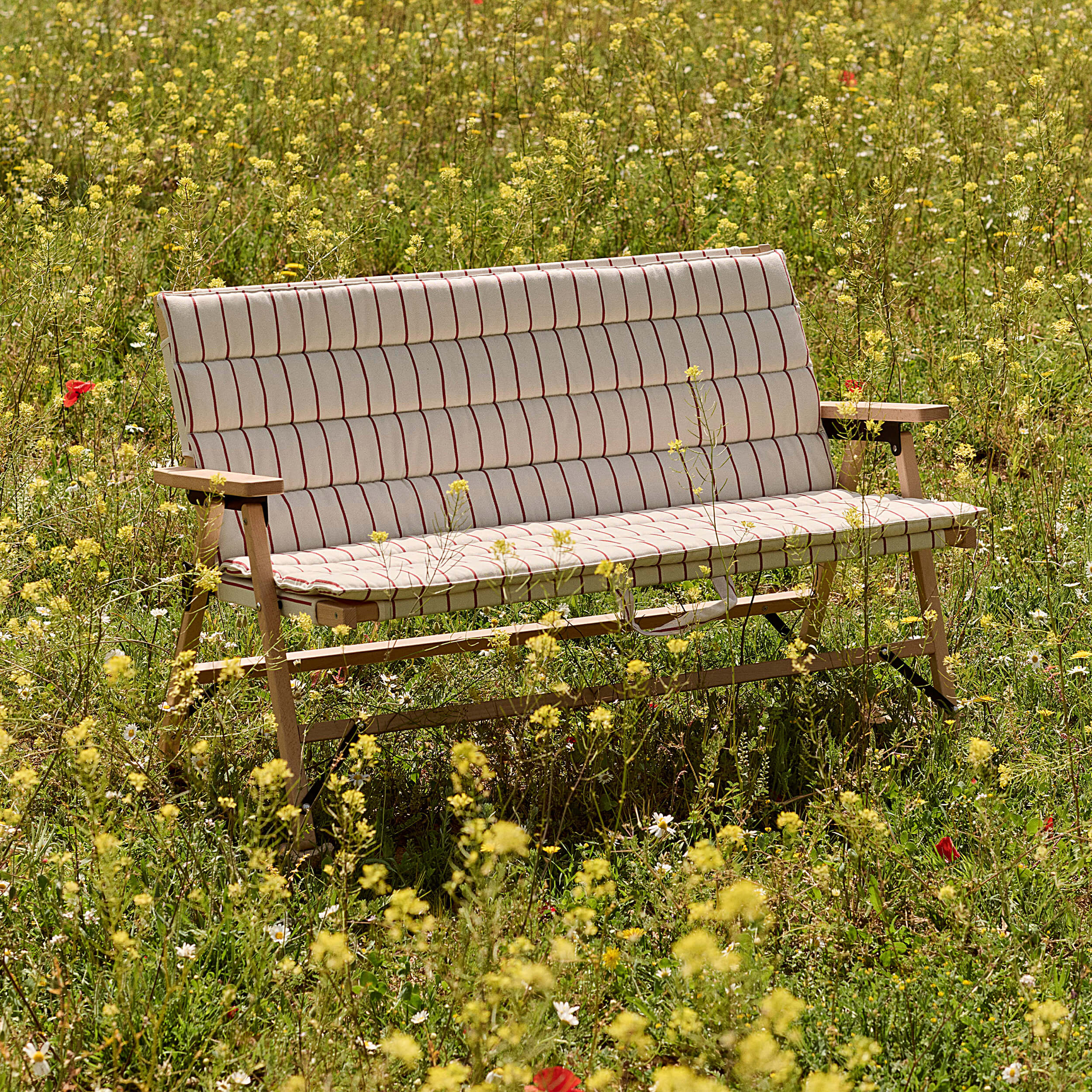 HAY Outdoor Market Folding Sofa – Holloways of Ludlow