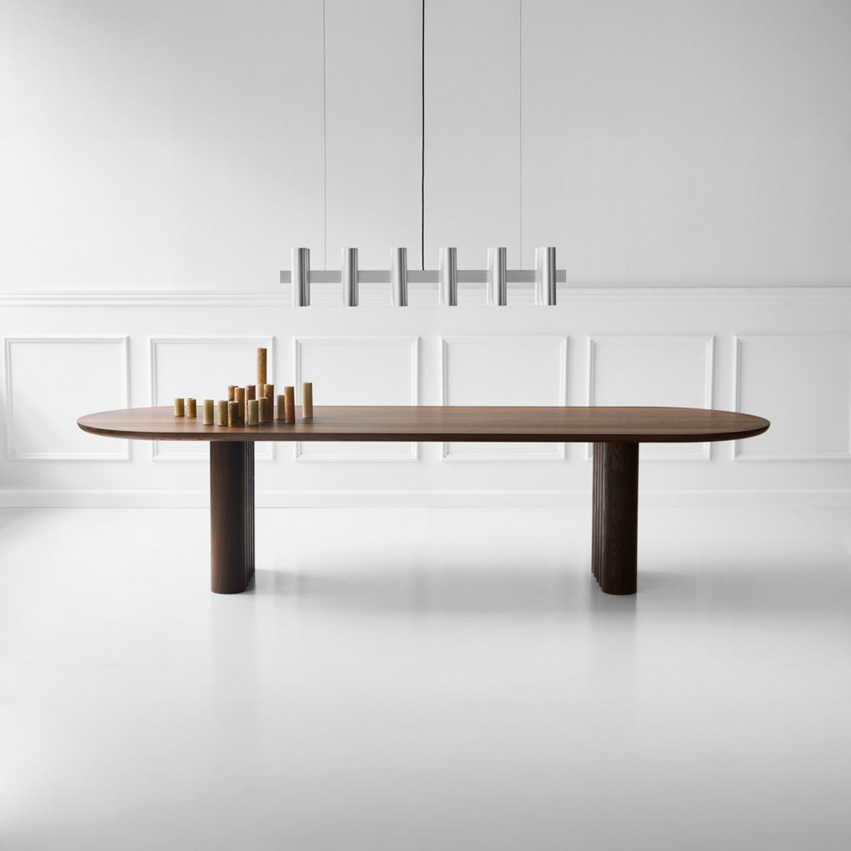 DK3 Plush Extendable Dining Table - 3cm Thick Table Top, Oval
