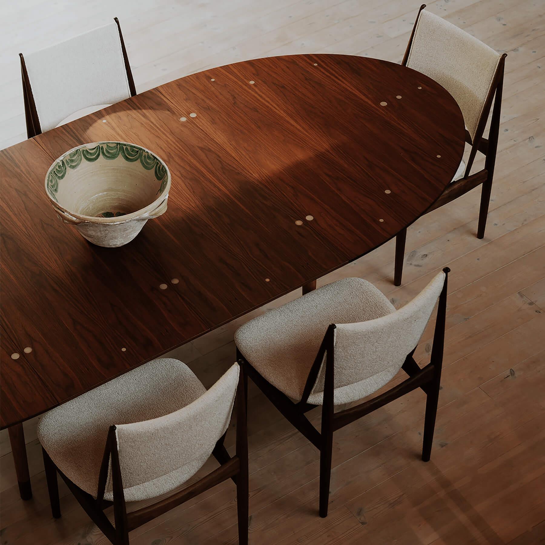 Finn Juhl The Small Silver Table – Holloways of Ludlow