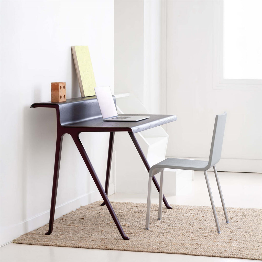 Vitra Courier Desk