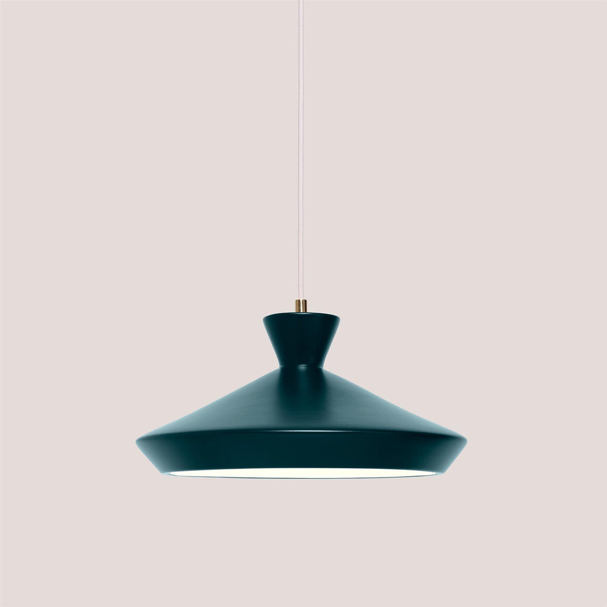 Patricia Lobo Tagi Pendant Light