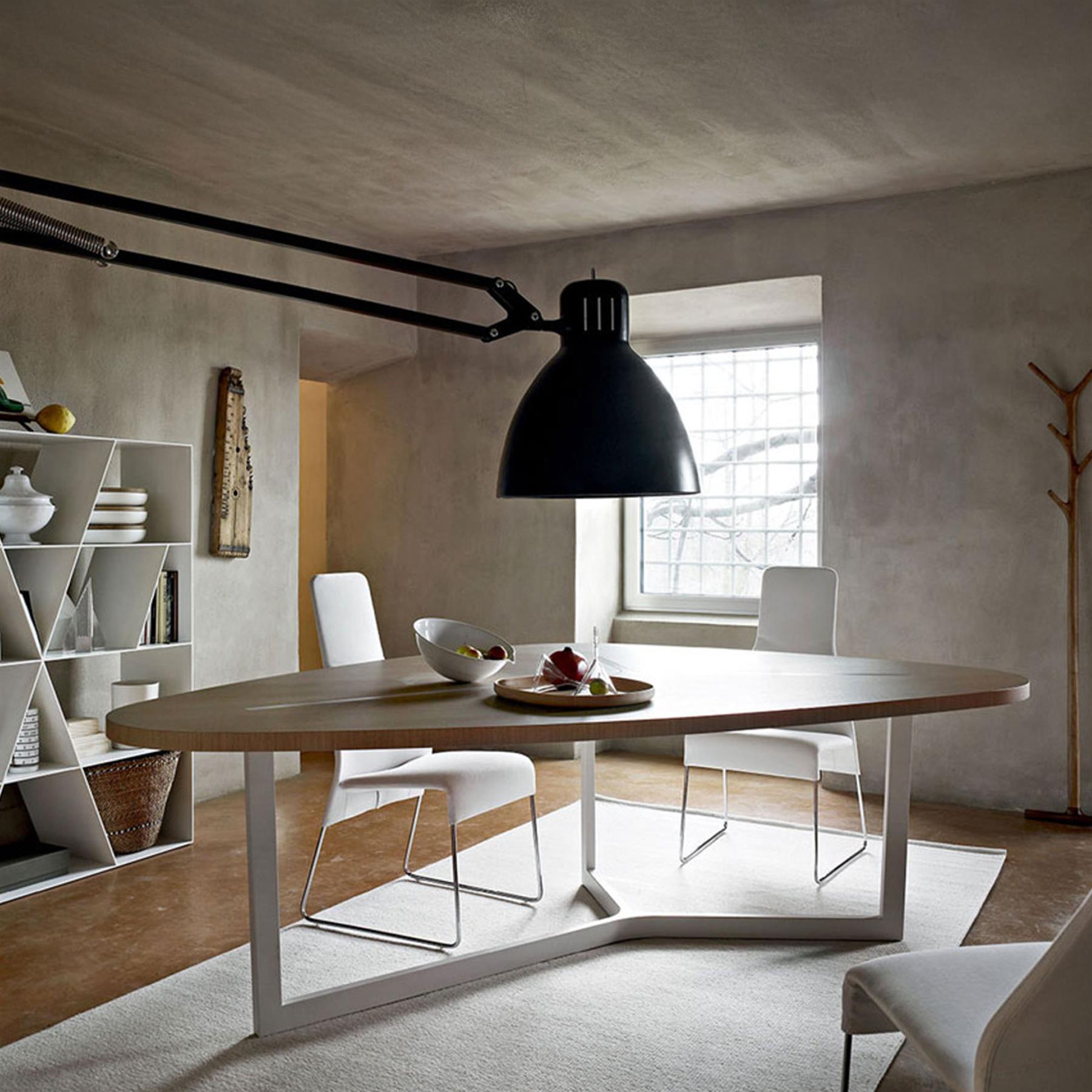 B&B Italia Seven Dining Table | Holloways of Ludlow