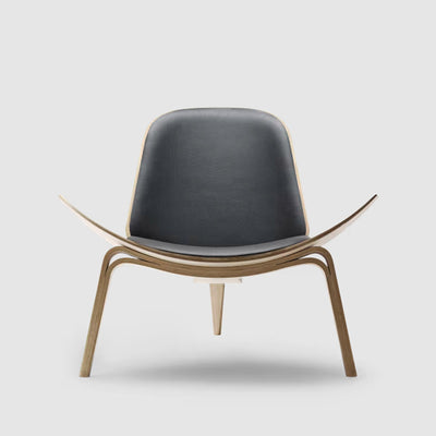 Carl Hansen & Son CH07 Shell Chair