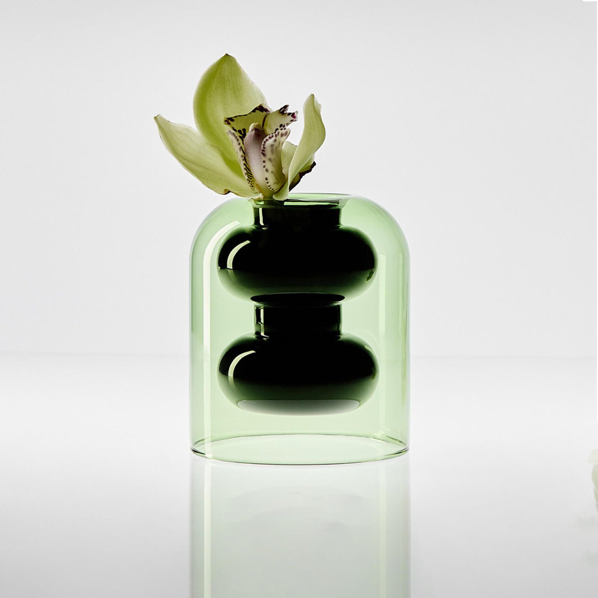 Tom Dixon Bump Short Vase - Black