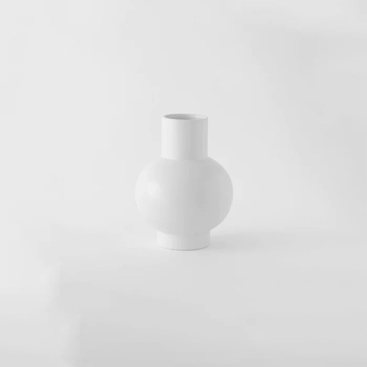 Raawii Strom Vase