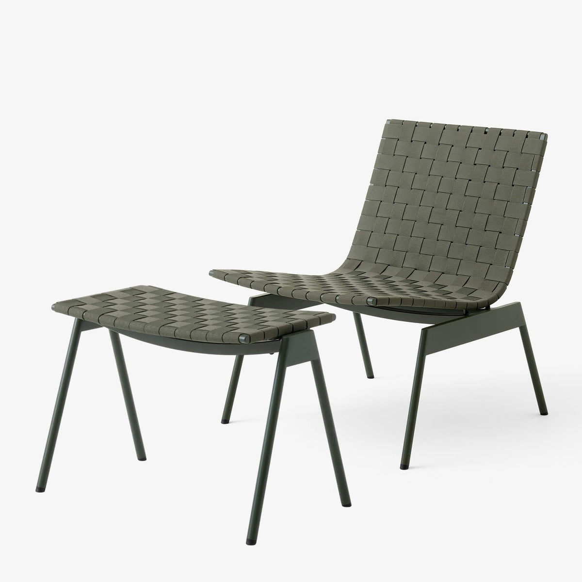 &Tradition Ville Garden Lounge Chair & Footstool
