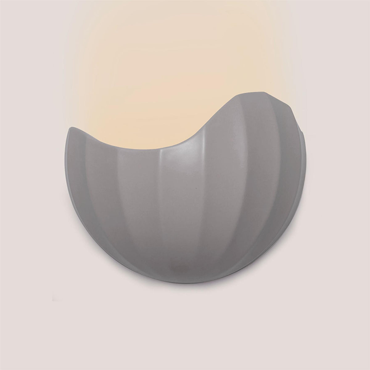 Patricia Lobo Onna Wall Light